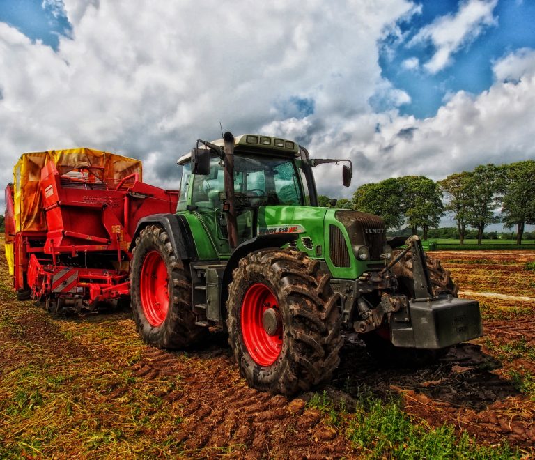 tractor-grain-mixer-rural-denmark-53622