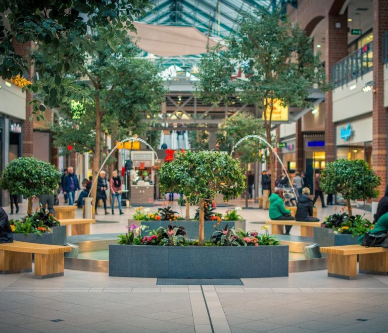 rsz_shopping-mall-1126485_1920