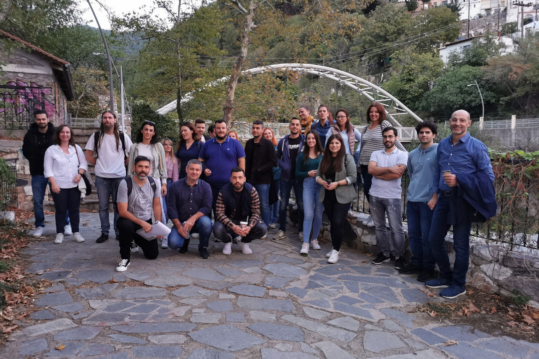 Τα μέλη της enateam “Γνώρισαν τον εαυτό τους, γνωρίζοντας την πόλη τους”